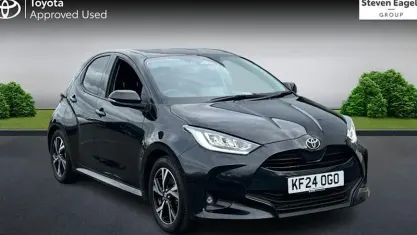 Used Toyota Yaris Design 116 HP (85 kW) 2024 Black Hatchback