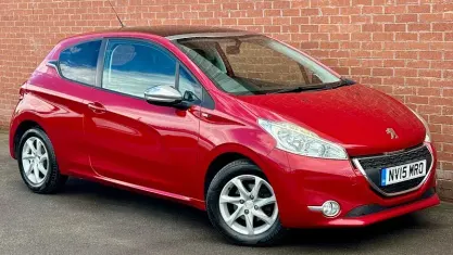 Used Peugeot 208 Style 82 HP (60 kW) 2014 Hatchback