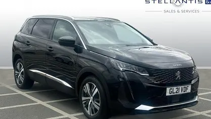 Used Peugeot 5008 Allure 131 HP (96 kW) 2023 SUV