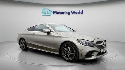 Begagnad Mercedes C200 AMG line 184 HK (135 kW) 2020 Silver Sportkupé