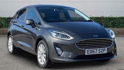 Używany Ford Fiesta Titanium 101 KM (74 kW) 2021 Hatchback