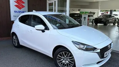 Used Mazda 2 Inclusive 90 HP (66 kW) 2022 White Hatchback