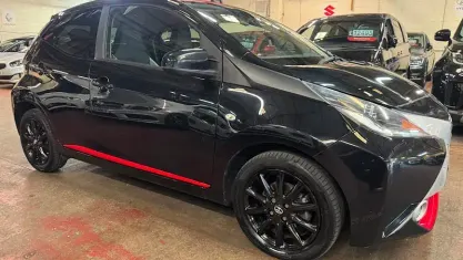 Used Toyota Aygo x-press 69 HP (50 kW) 2017 Black Hatchback