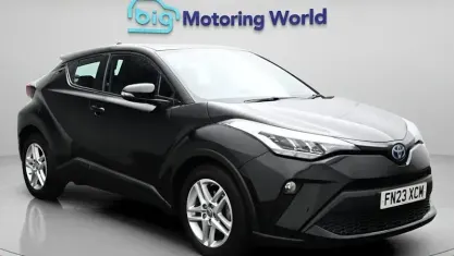 Second-hand Toyota C-HR 122 CP (89 kW) 2023 SUV
