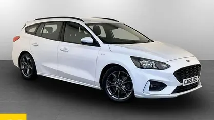 White Used 2019 Ford Focus ST-Line Estate | £9,195 (Good price)