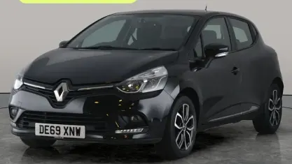 Begagnad Renault Clio IV Play 90 HK (66 kW) 2019 Svart Halvkombi