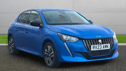 Used Peugeot 208 Allure+ 102 HP (75 kW) 2023 Hatchback