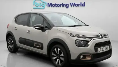 Used Citroën C3 PureTech 83 HP (61 kW) 2023 Beige Hatchback