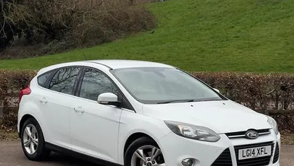 Used Ford Focus Zetec 125 HP (91 kW) 2014 Hatchback