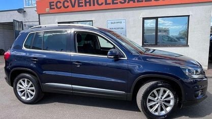 Używany VW Tiguan SE 140 KM (102 kW) 2013 Niebieski SUV