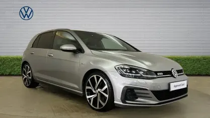 Second-hand VW Golf VII GTD 184 CP (135 kW) 2018 Argintiu Hatchback
