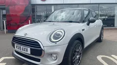 Used 2021 Mini Cooper Classic Hatchback | £12,883 (Good price)