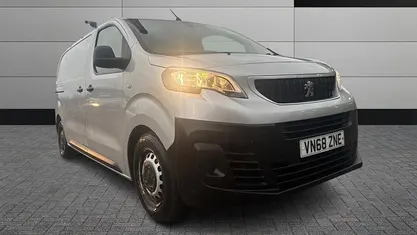 Used Peugeot Expert 116 HP (85 kW) 2019 Van