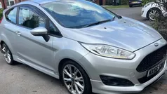 Silver Used 2016 Ford Fiesta Zetec Hatchback | £6,299 (Fair price)