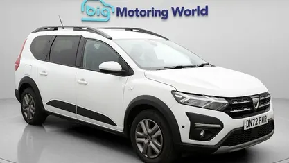 Used Dacia Jogger Comfort 110 HP (80 kW) 2022 White MPV