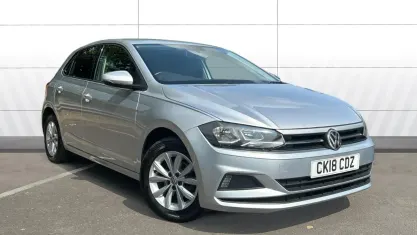 Used VW Polo SE 95 HP (69 kW) 2018 Silver Hatchback