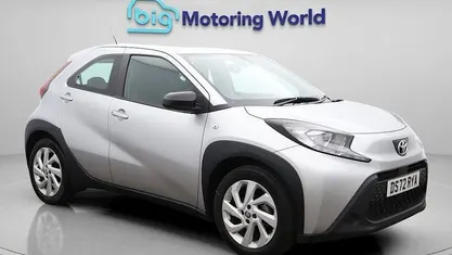 Used Toyota Aygo X PURE 72 HP (52 kW) 2025 SUV