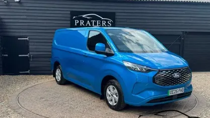 Used Ford Transit Custom Limited 100 kW (136 HP) 2025 Van