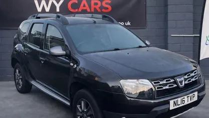 Used 2017 Dacia Duster Lauréate Estate | £5,066 (Good price)