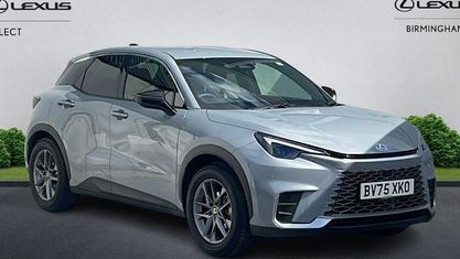 Begagnad Lexus LBX 136 HK (100 kW) 2025 Grå SUV