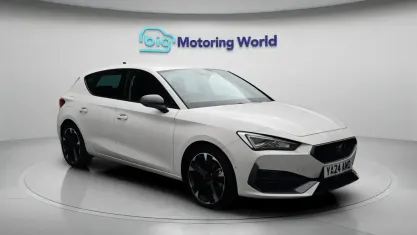 Used Cupra Leon 150 HP (110 kW) 2023 White Hatchback