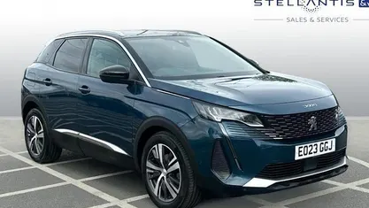 Used Peugeot 3008 Allure+ 131 HP (96 kW) 2023 Blue SUV