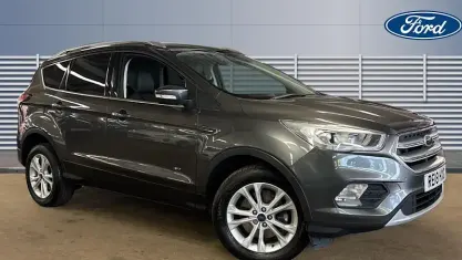 Usado Ford Kuga Titanium 182 HP (133 kW) 2018 SUV