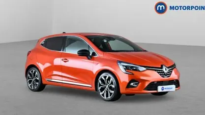 Used Renault Clio Techno 90 HP (66 kW) 2023 Orange Hatchback
