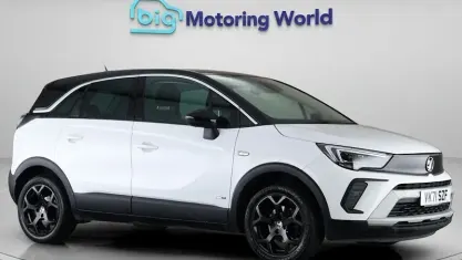 Used Vauxhall Crossland S 110 HP (80 kW) 2021 White SUV