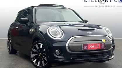 Used 2020 Mini Cooper Level 3 Hatchback | £12,377 (Good price)