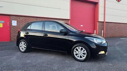 Used 2017 Hyundai i20 SE Hatchback | £5,399 (Fair price)