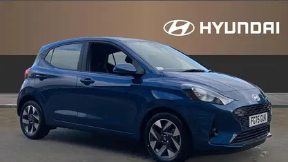 White New 2025 Hyundai i10 Advanced Hatchback | £16,139 (Fair price)