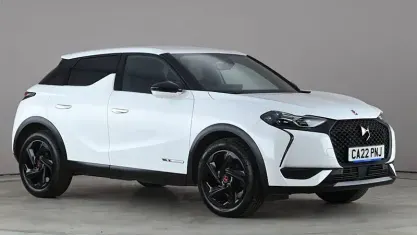 Begagnad DS Automobiles DS3 Crossback Performance Line Plus 131 HK (96 kW) 2022 SUV