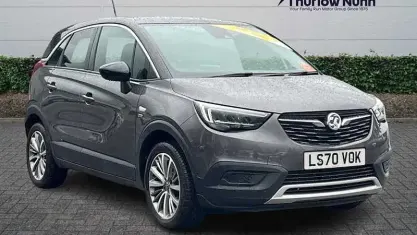 Used Vauxhall Crossland X S 110 HP (80 kW) 2020 Moonstone grey SUV