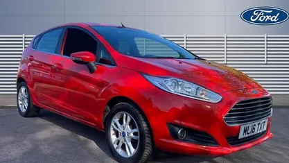 Used Ford Fiesta Zetec 80 HP (58 kW) 2016 Hatchback