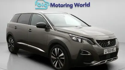 Used Peugeot 5008 Premium 131 HP (96 kW) 2019 Grey SUV