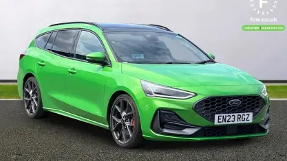 Used Ford Focus ST 280 HP (205 kW) 2023 Green Estate