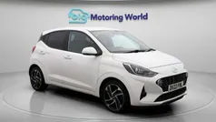 White Used 2022 Hyundai i10 Premium Hatchback | £14,200 (Fair price)