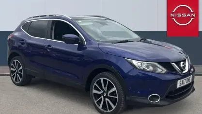 Used Nissan Qashqai Tekna 116 HP (85 kW) 2017 Blue SUV