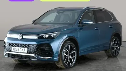 Używany VW Tiguan R-line 204 KM (150 kW) 2025 Niebieski SUV