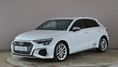 Used Audi S3 Sportback Advanced 310 HP (228 kW) 2022 White Hatchback