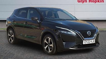 Używany Nissan Qashqai N-Connecta 140 KM (102 kW) 2022 Czarny SUV