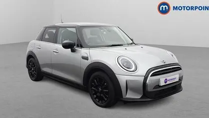 Used Mini Cooper Classic 136 HP (100 kW) 2023 Silver Hatchback
