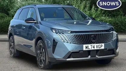 Used Peugeot 5008 Allure 136 HP (100 kW) 2024 Blue SUV