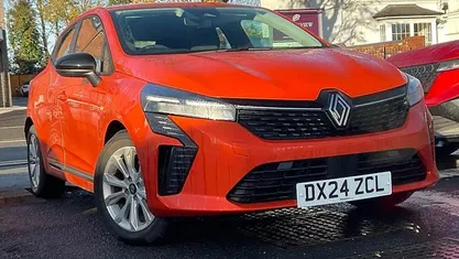 Used Renault Clio V Evolution 143 HP (105 kW) 2025 Hatchback