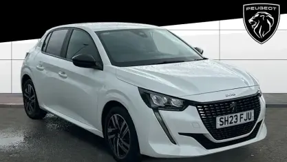 Used Peugeot 208 Active+ 102 HP (75 kW) 2023 White Hatchback
