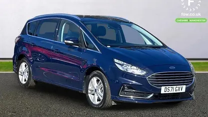 Used Ford S-MAX Titanium 190 HP (139 kW) 2022 Blue MPV