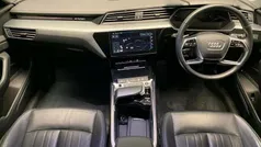 Used 2022 Audi e-tron Advanced SUV | £19,995 (Fair price)