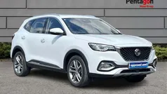 White Used 2022 MG HS Exclusive SUV | £16,695 (Fair price)
