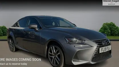 Used Lexus IS300h 223 HP (164 kW) 2020 Sedan